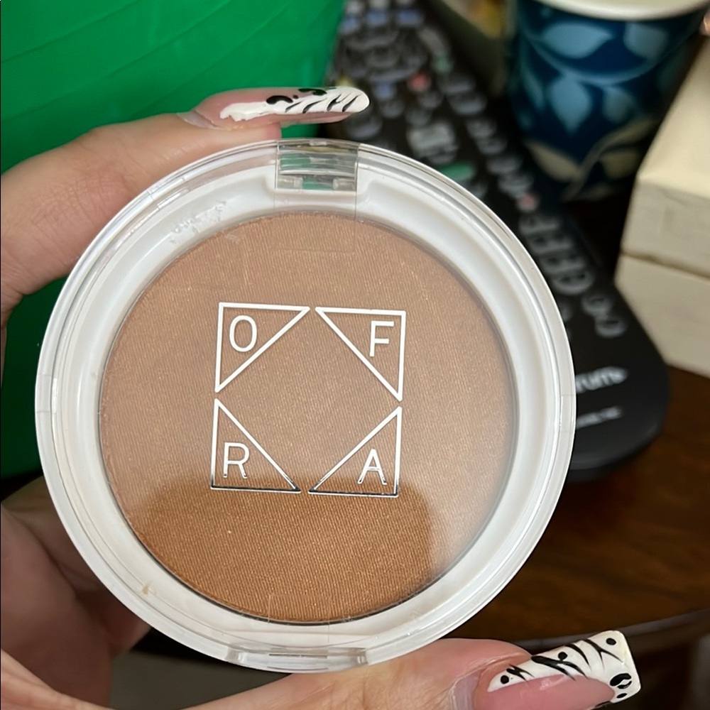 OFRA Sunlit Bronze Compact